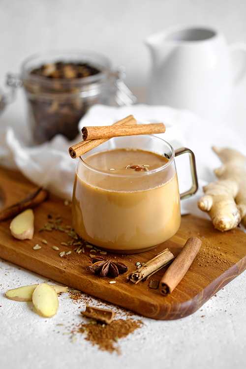 → Masala Chai, Herbata Z Mlekiem I Korzennymi Przyprawami 🥥 Blog Sklepu ...